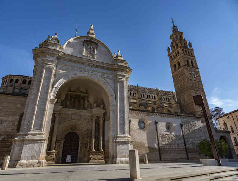 Zaragoza - Tarazona 13 - catedral de Santa María de la Huerta.jpg
